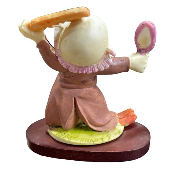 Vintage Satis -5 Clowns Sports Beauty Porcelain Figurines  4 1/4 in. Lot of 3 - Picture 8 of 11